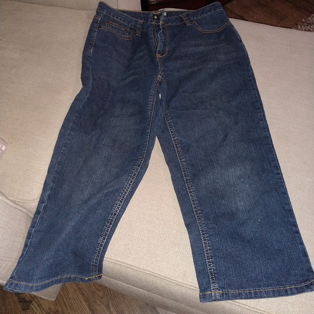 Cato Capris